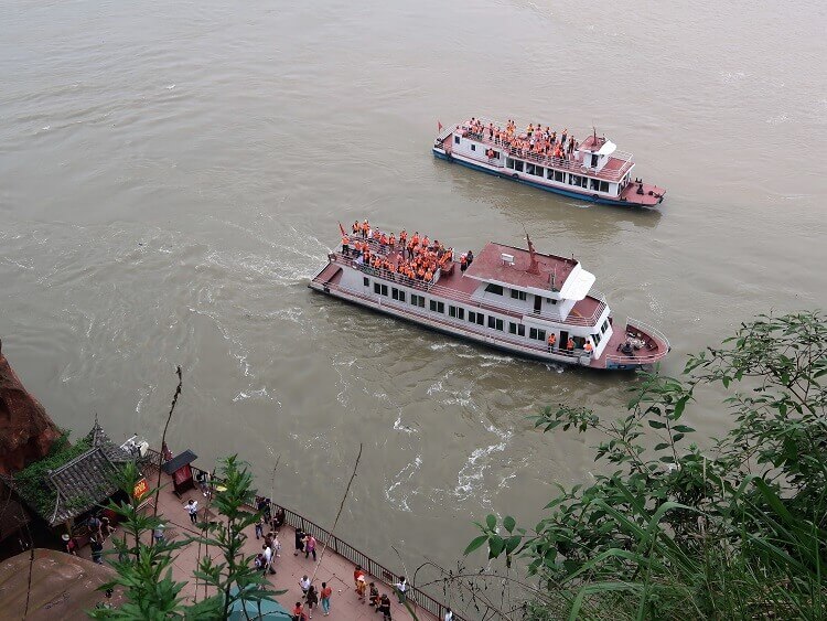 Boats at Giant Buddha Leshan