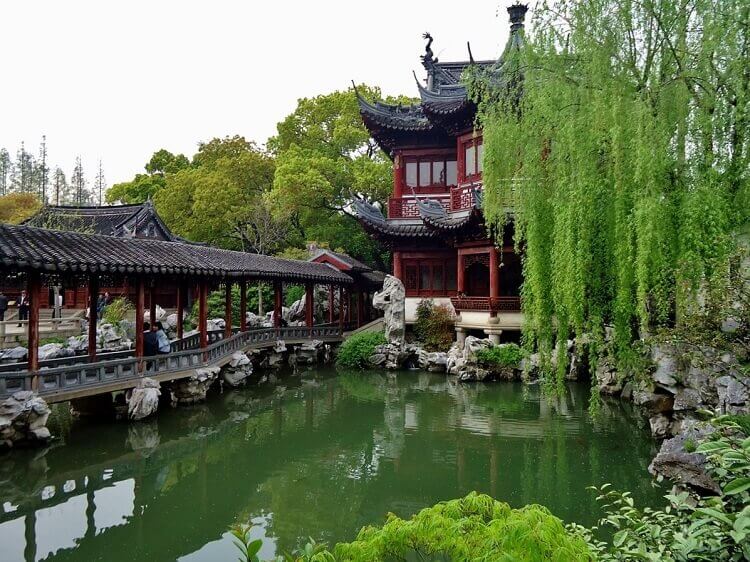 yu garden pagoda and pond